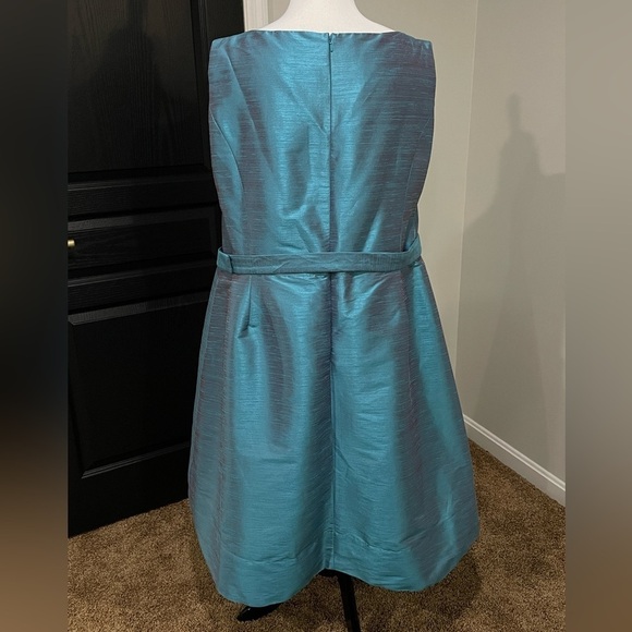 ALFRED Sung Fusion Blue Iridescent Formal Dress Plus Size 28 Wedding Cocktail - Picture 4 of 7
